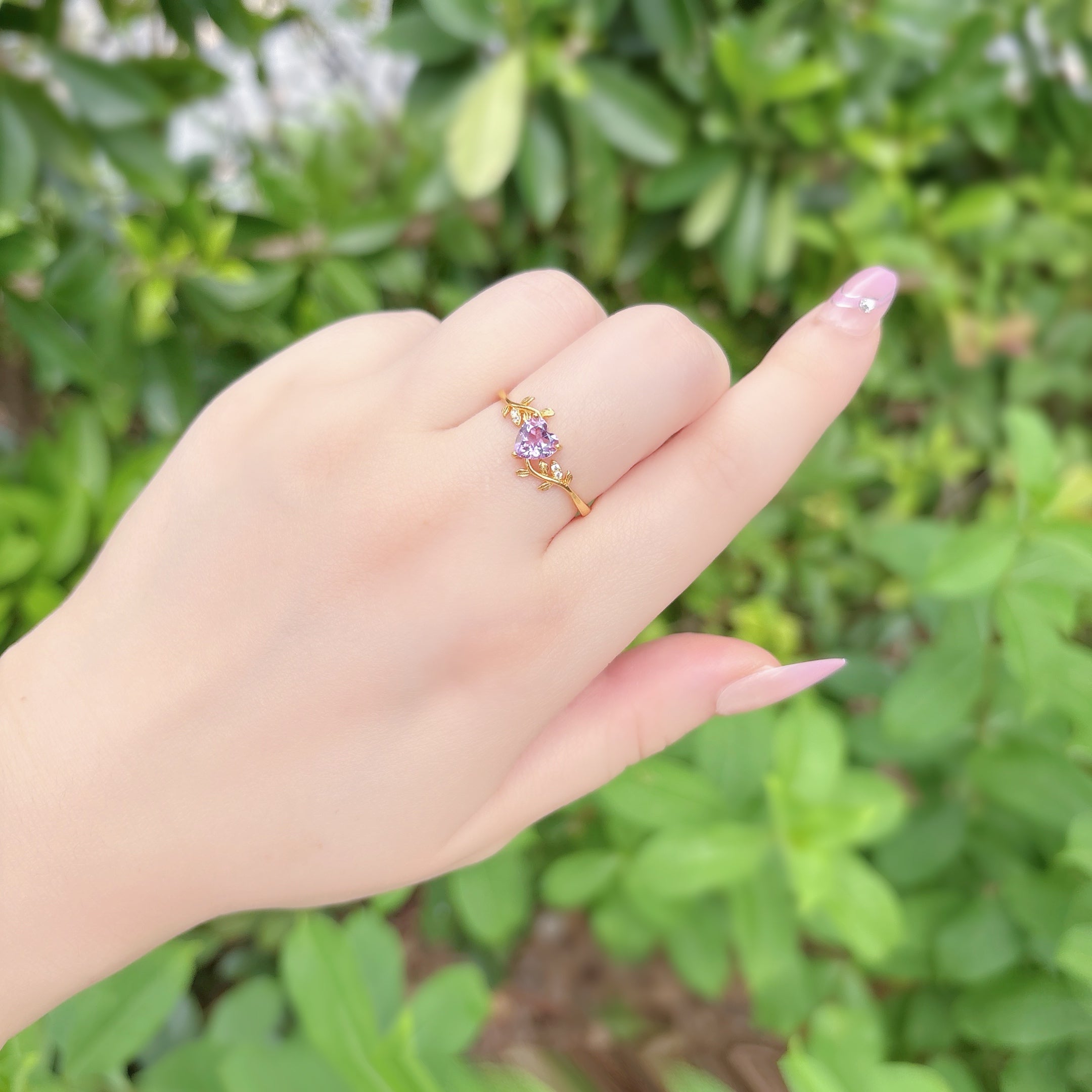 紫水晶心形金色水晶戒指
