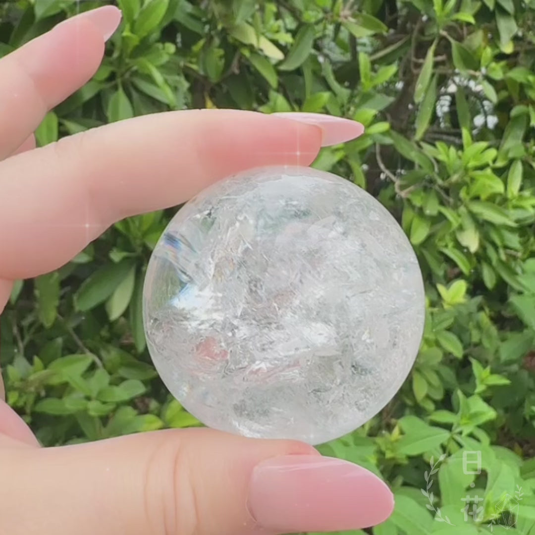 阿賽斯特萊白水晶彩光水晶球擺件 一物一圖 (特價)
